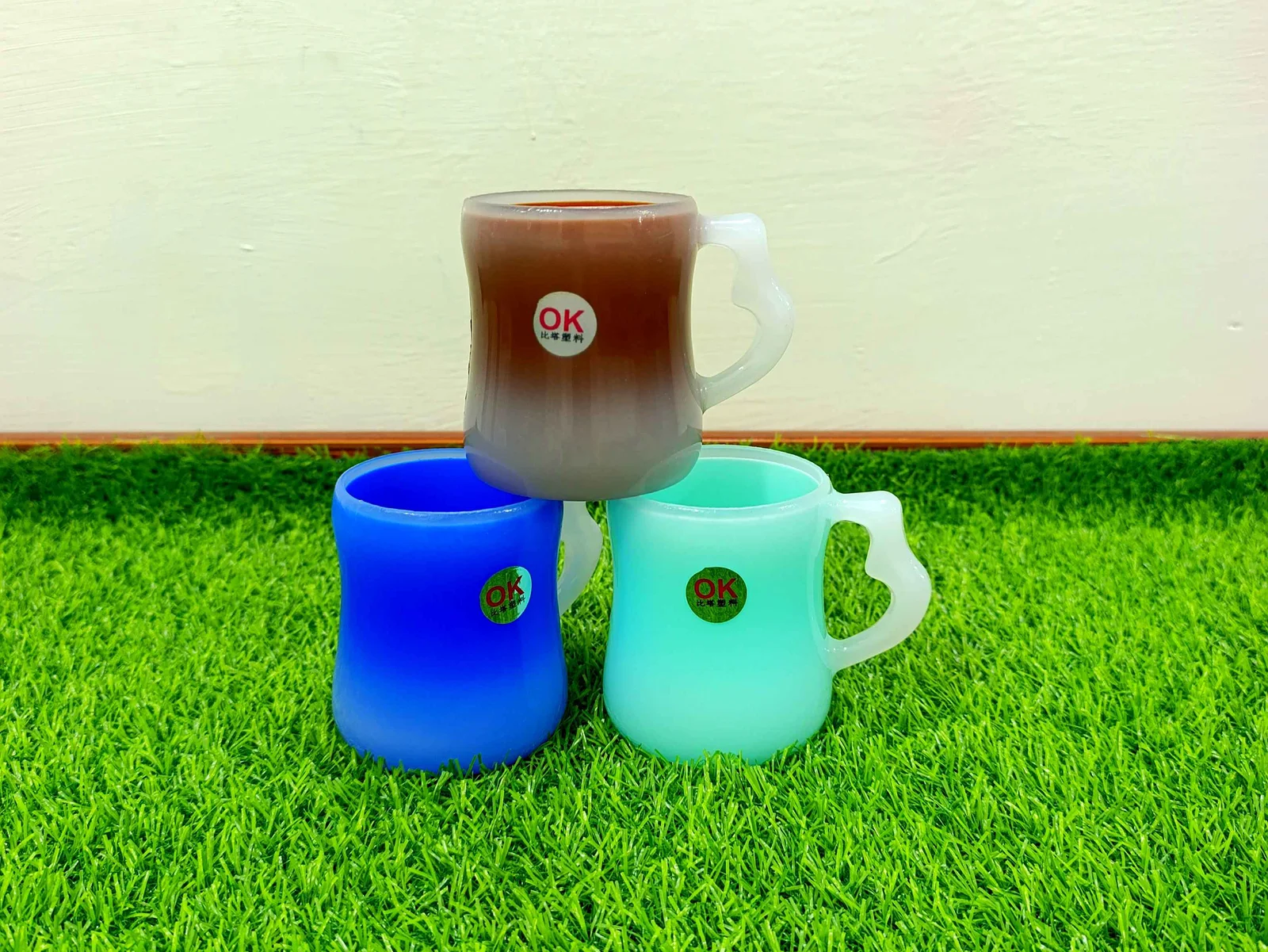 Plastic Cups (acrylic)  photo 2