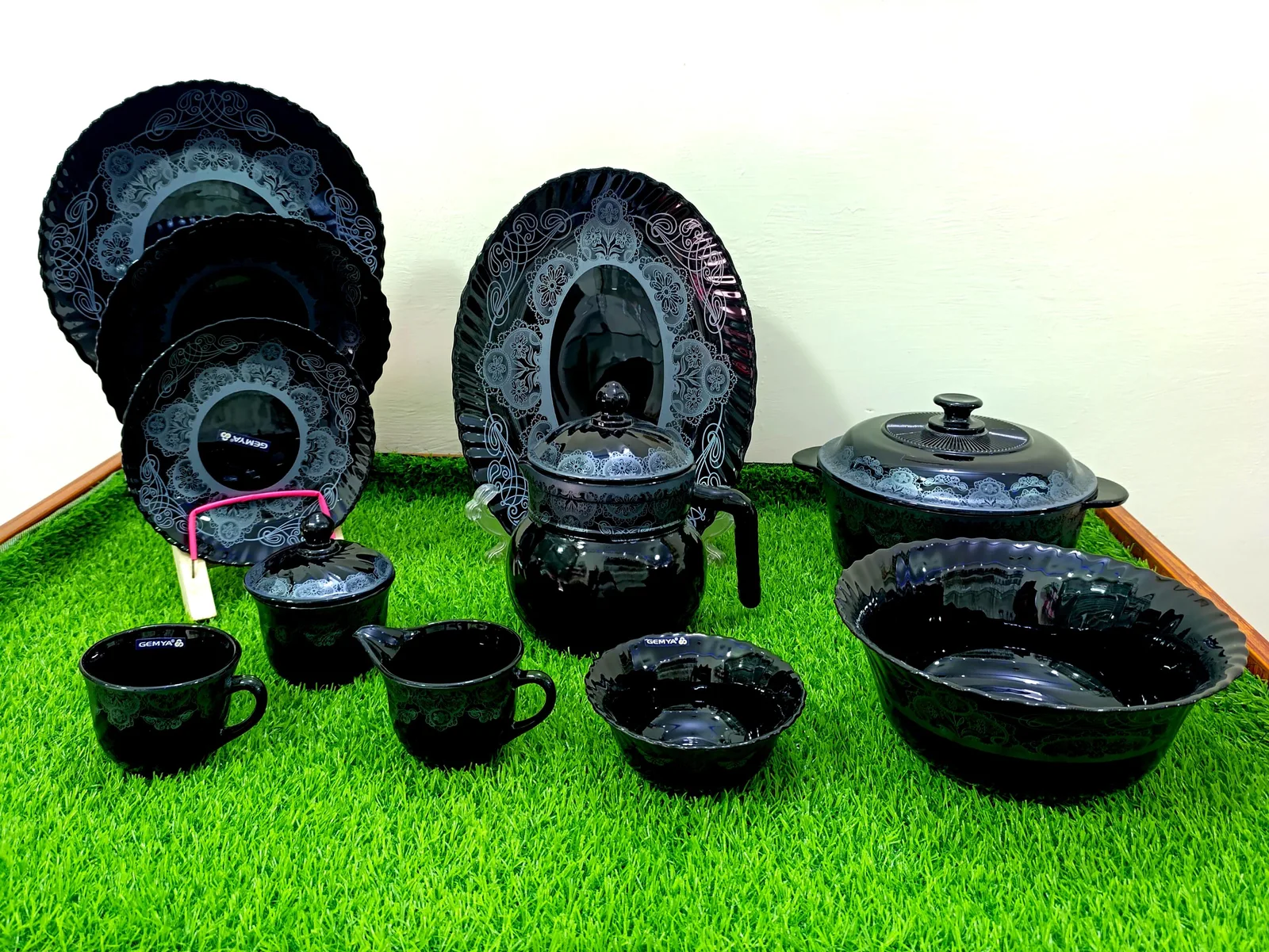 Dinner Set Marble Black 72 Pcs (Imported) photo 1