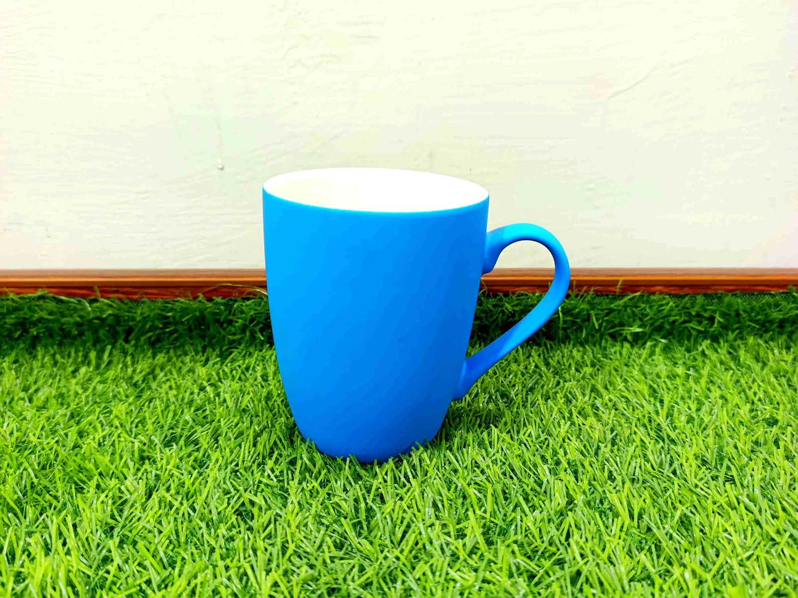 Matte Finish Bone China Mugs Diff-Colors (6pcs) (Royal Gold) photo 1