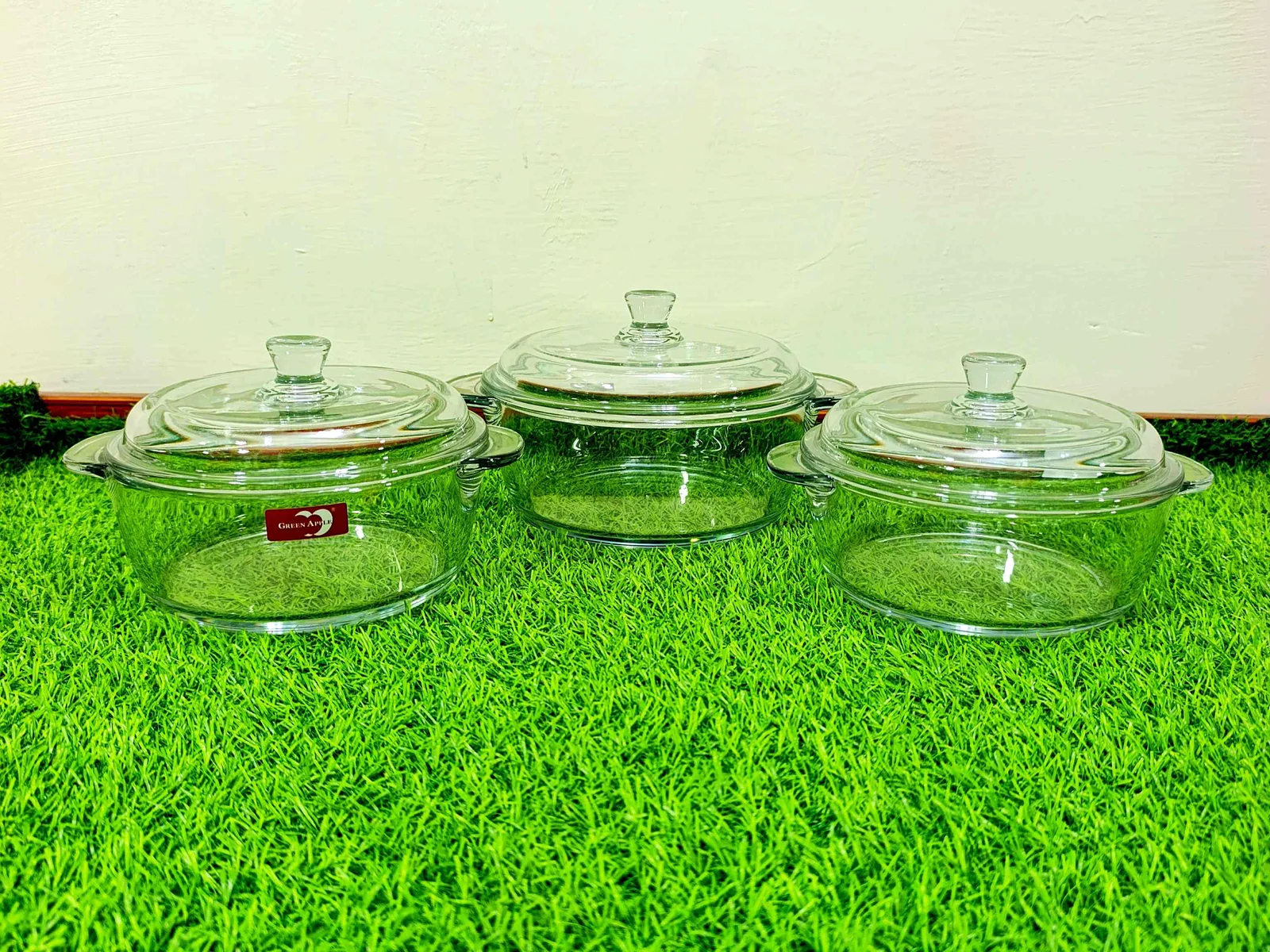 Bowl Set With Glass Lids (3 bowls) photo 3