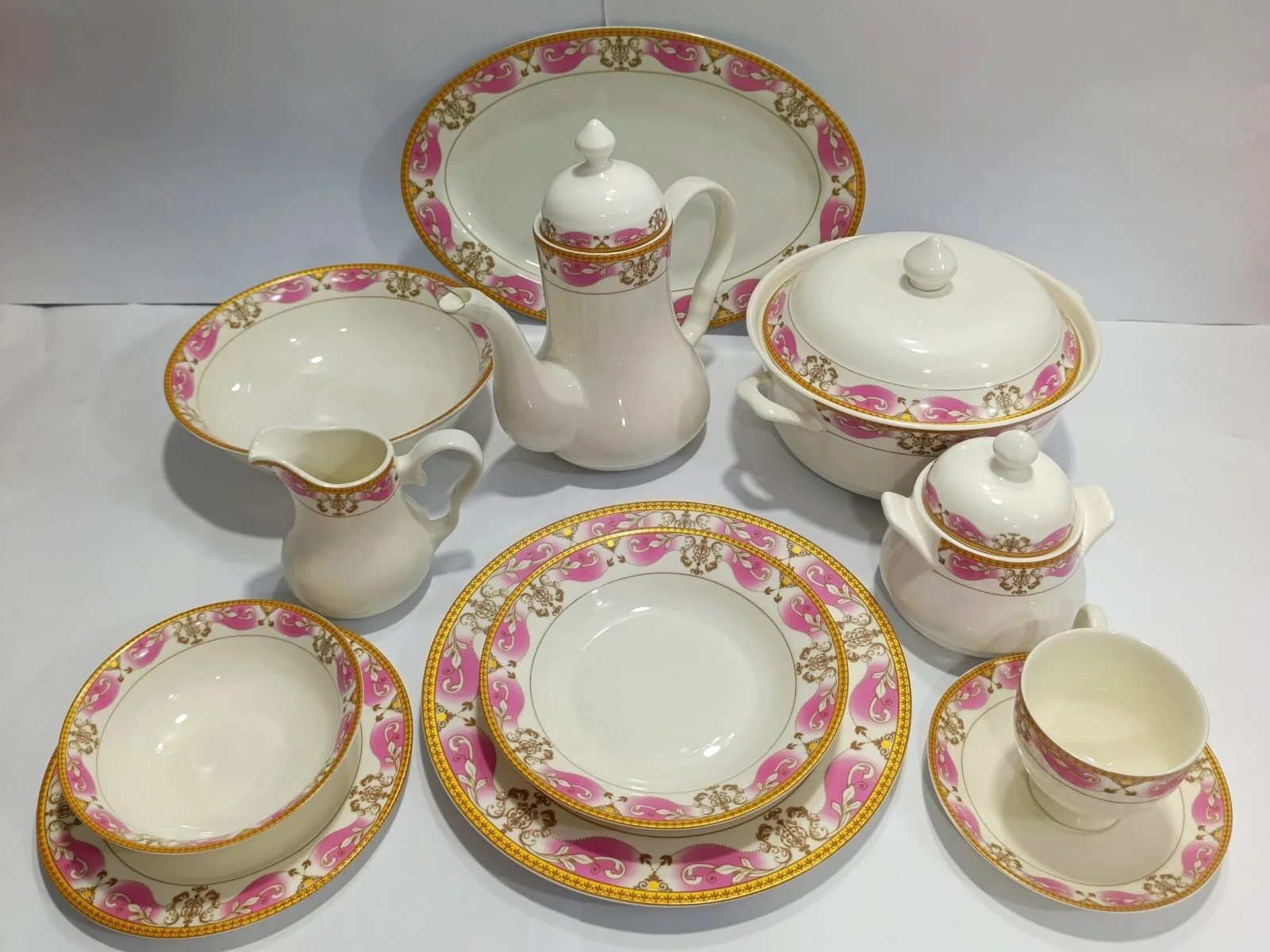 Dinner Set Ceramic England 8-person photo 1