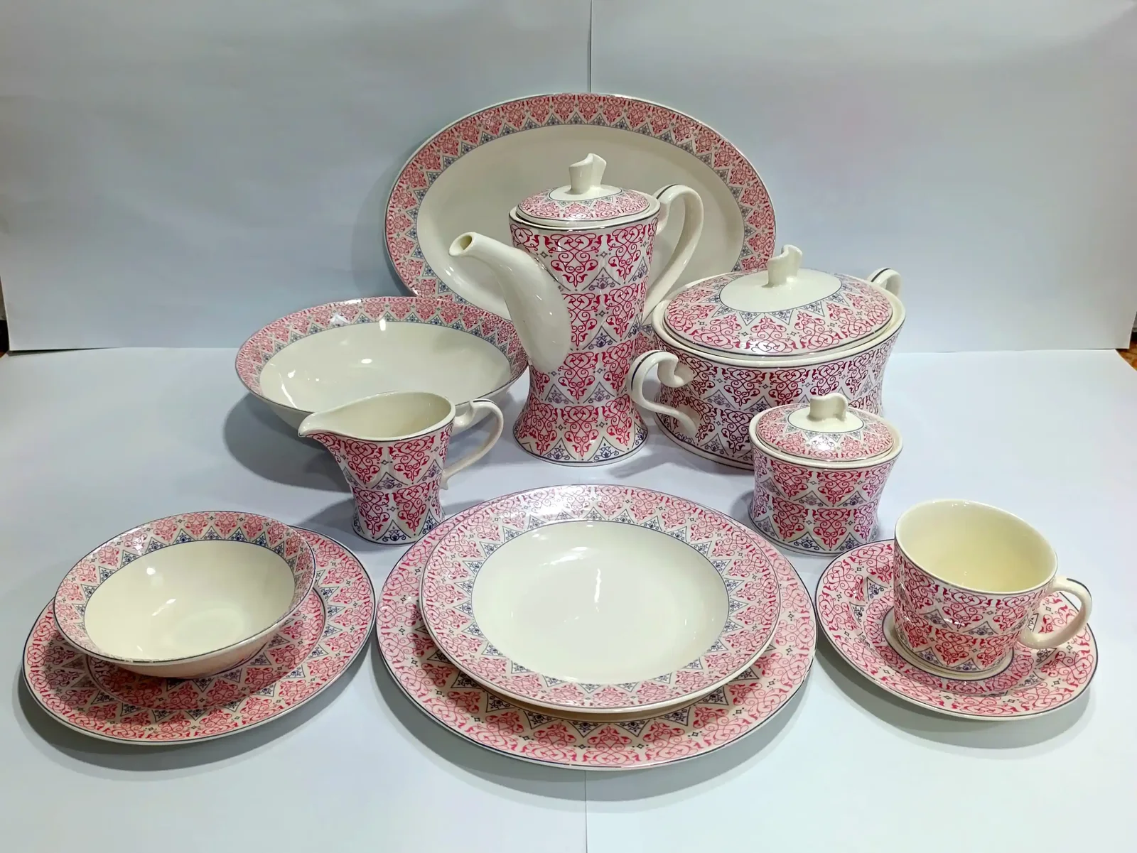 Dinner Set Ceramic (54-Pcs) Pink 6 Person photo 1