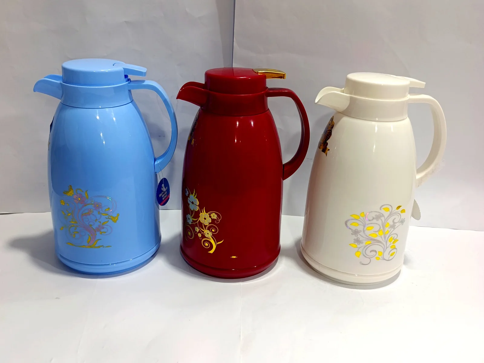 Tea Thermos Plastic Body photo 1