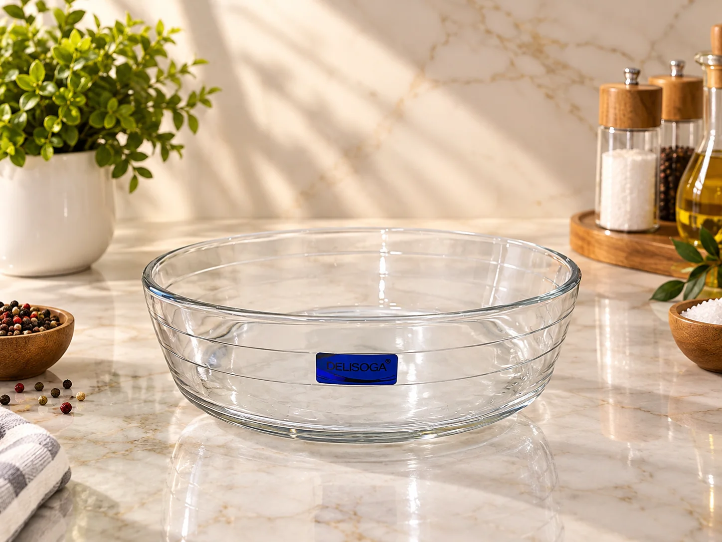Deep Glass Serving Dish (Medium) photo 1
