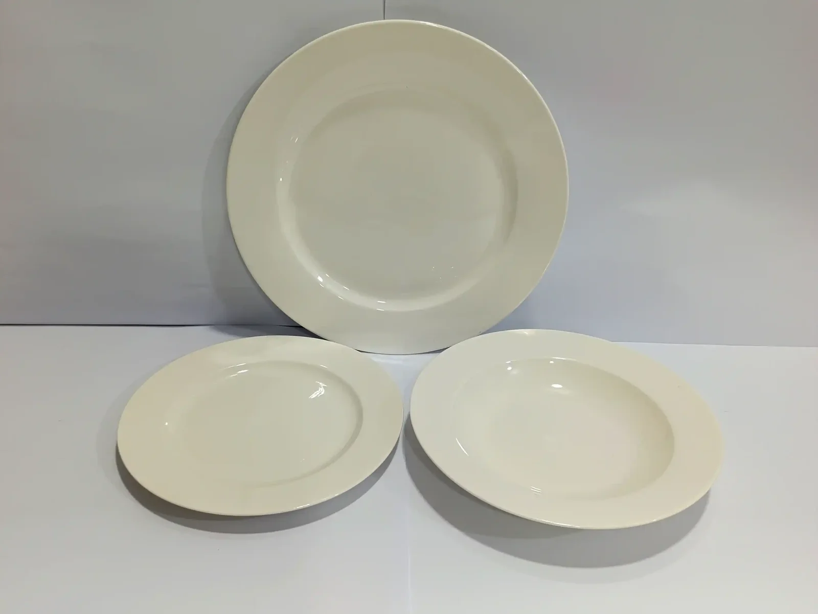 Ceramic Plate Set(18-Pcs) White photo 1